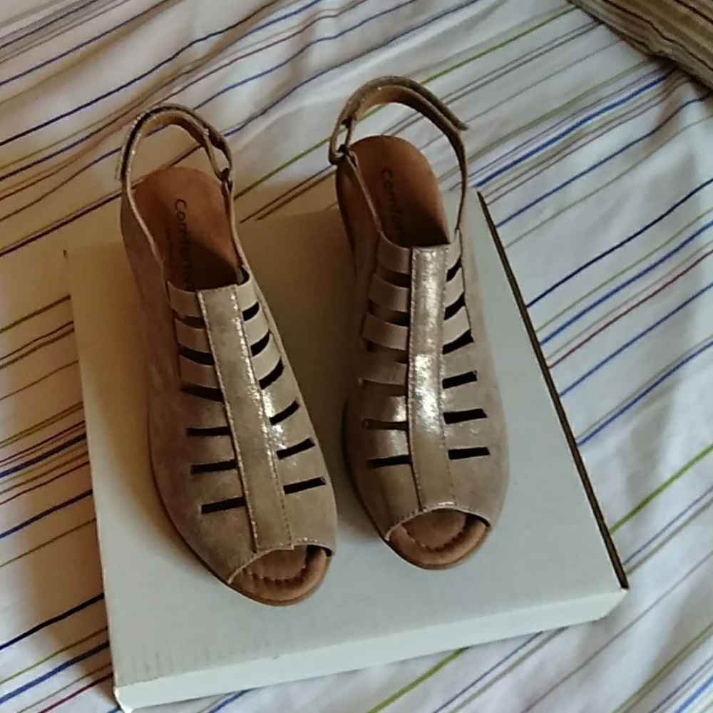 comfortiva ladies sandal shoes leather upper with